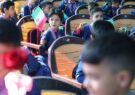 لبخند کلاس اولیهای یزد به جشن شکوفهها لبخند کلاس اولیهای یزد به جشن شکوفهها